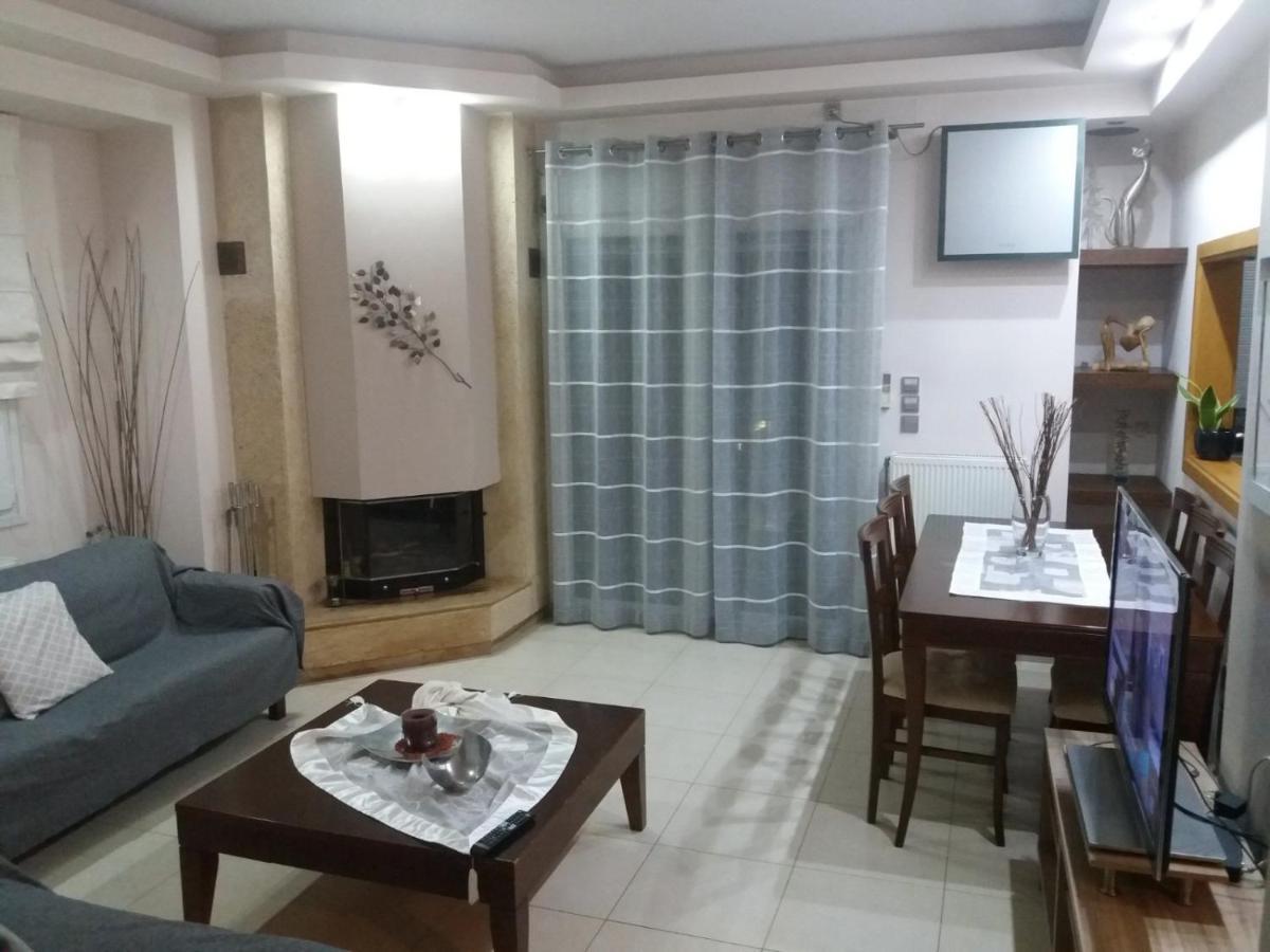 Museum Apartment Volos Exterior foto
